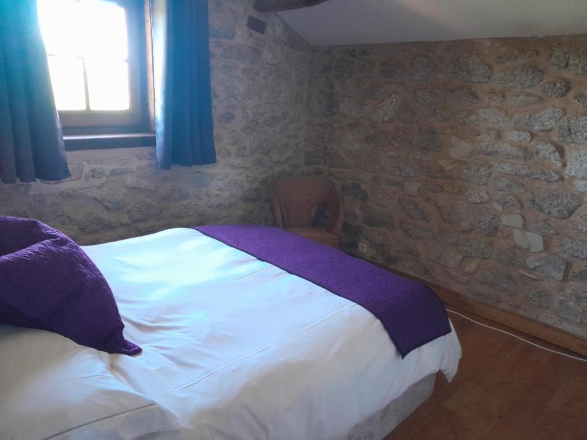 Character 2 Bed Cottage Within Walking Distance Of Bar/Restaurants Piégut-Pluviers Buitenkant foto